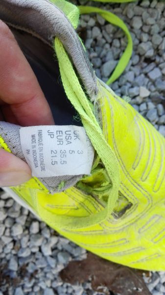 Nogometni čevlji DIADORA, št. 35,5